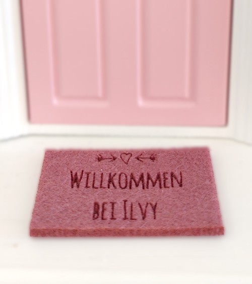 Deine Mini-Fußmatte "Wichtelliebe" aus Filz - Wunschtext & Farbwahl