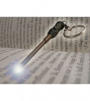 Zauberstab-Schlüsselanhänger mit Leuchtfunktion "Harry Potter"