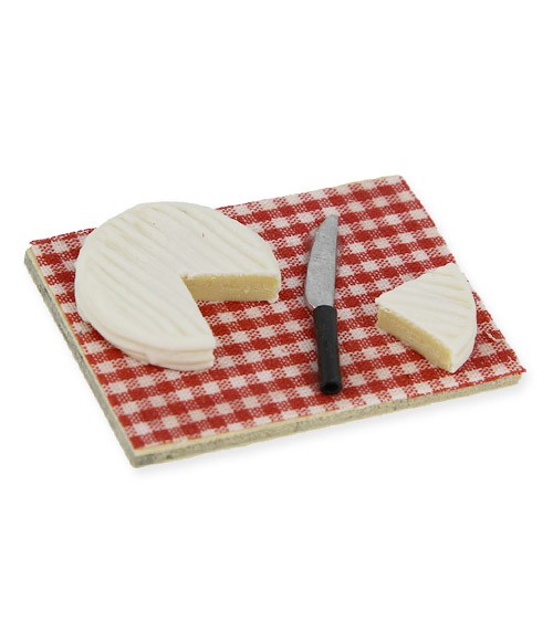 Mini Camembert mit Messer auf Brett - 5 x 3,5 cm