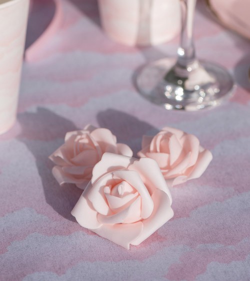 Rosenblüten-Streuteile aus Kunststoff - rosa - 9-teilig
