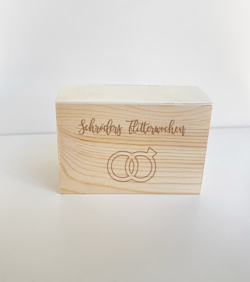 Deine Spardose "Ringe" aus Holz - Wunschtext - 10 x 8 x 7 cm