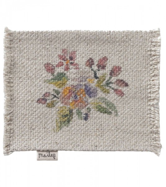 Teppich mit Blumen - 9 x 6,5 cm