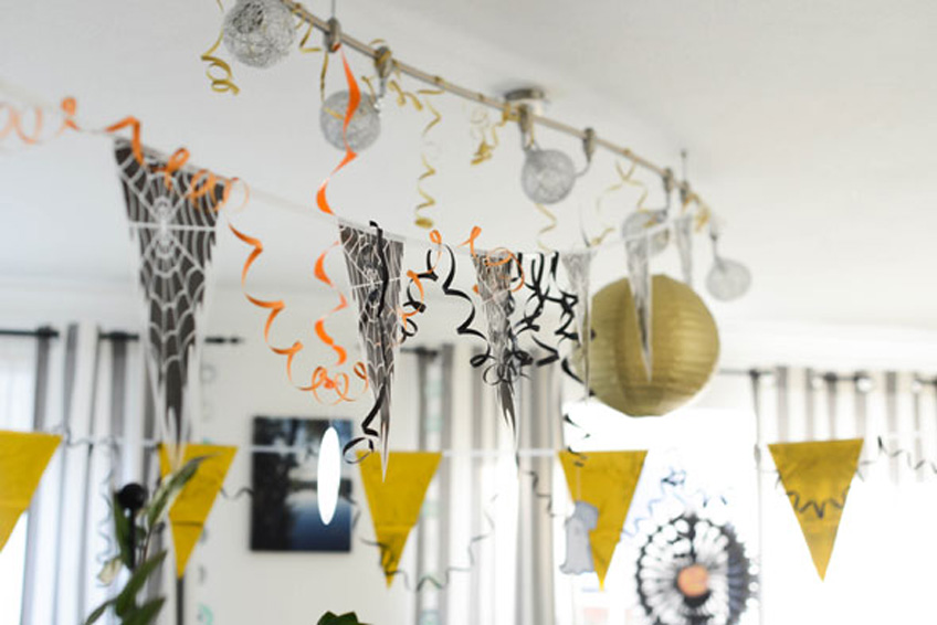 Fröhliche Halloween-Deko in hellen Farben gefällt auch den Kleinsten Fröhliche Halloween-Deko in hellen Farben gefällt auch den Kleinsten