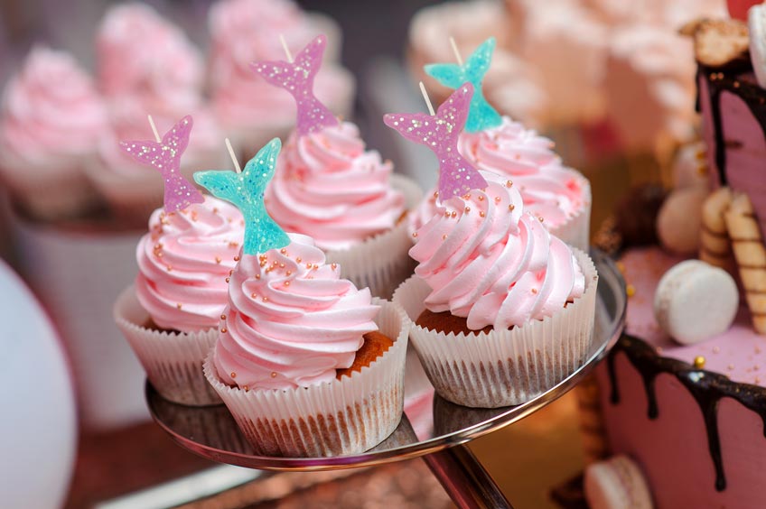 Schmücke deine Cupcakes zum Kindergeburtstag mit Motto Meerjungfrau mit Schwanzflossen-Kerzen